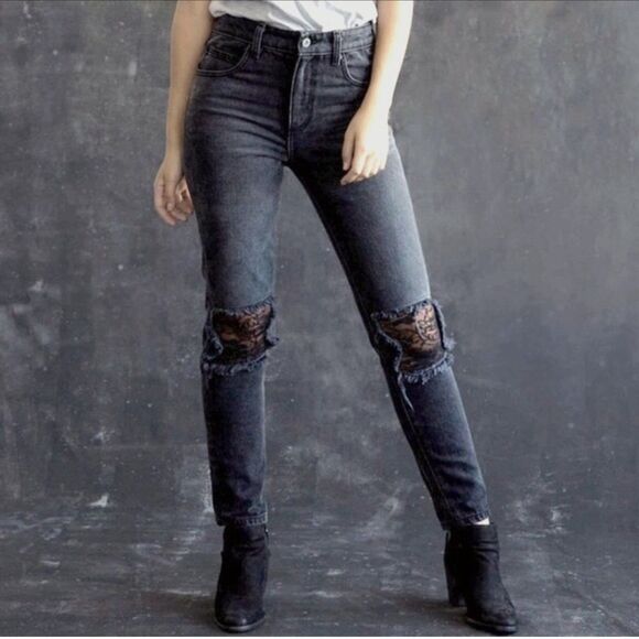 CARMAR | Lace Distressed High Rise Straight Leg Boyfriend Jeans Augusta Faded 27 - Picture 1 of 10